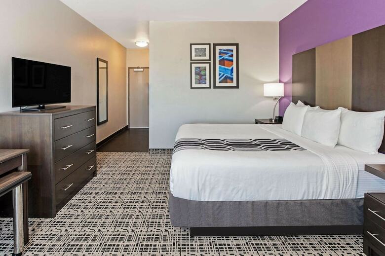 Hotel La Quinta By Wyndham Lubbock South