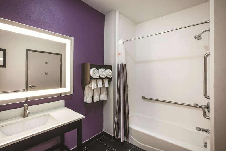 Hotel La Quinta By Wyndham Lubbock South
