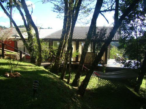 Hostal Pousada Jardim Das Montanhas