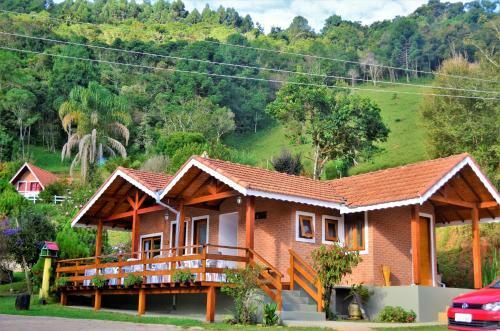 Hostal Chal�s Fazenda Vale Da Mata