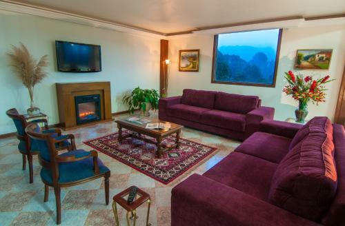 Hotel Ninho Do Falc�o