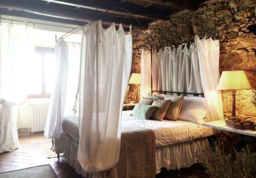 Talamone Villa Sleeps 8 Pool Air Con Wifi