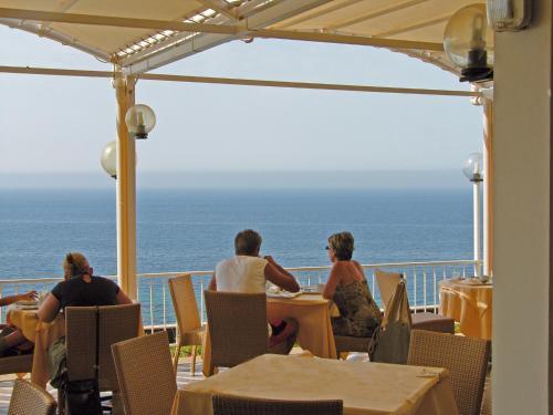 Hotel Club Torre Del Barone