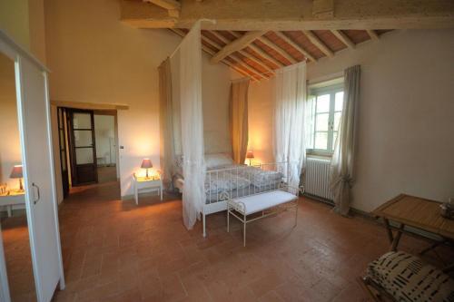San Casciano Dei Bagni Villa Sleeps 8 Pool Wifi
