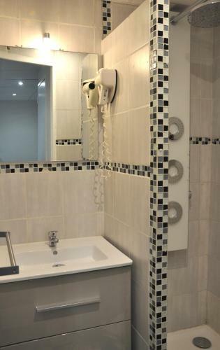 Hotel H�tel Les Mimosas