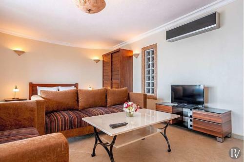 Kalkan Villa Sleeps 10 Pool Wifi