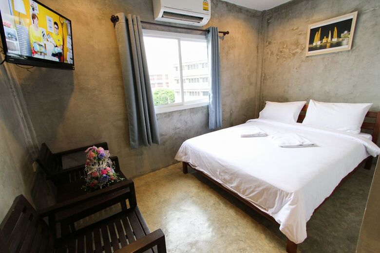 Hotel At Smile House