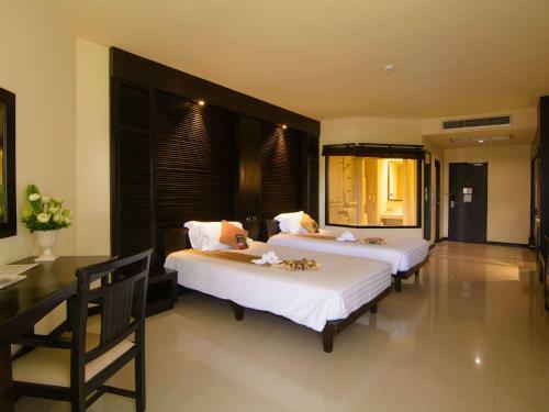 Hotel Novotel Chumphon Beach Resort And Golf