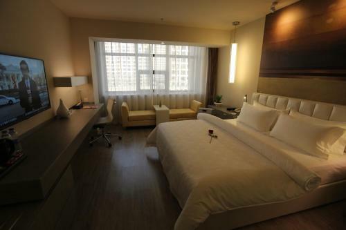 Metropolo Baotou Railway Station And Science University Hotel