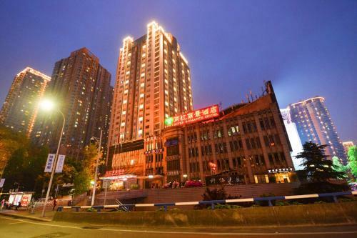 River Romance Hotel