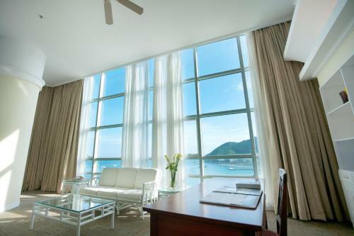 Hotel Sunshine Resort Intime Sanya