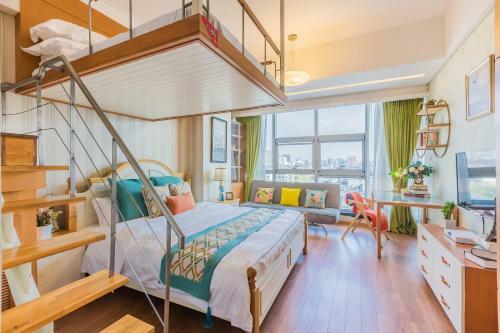 Westlake Service Apartment