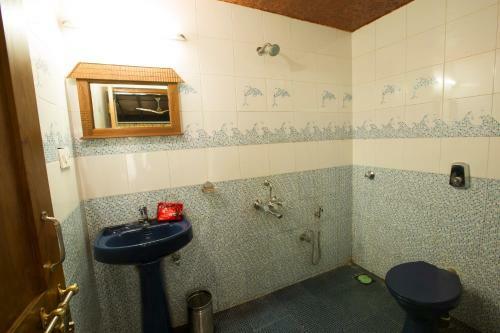Hostal Bribon Guest House