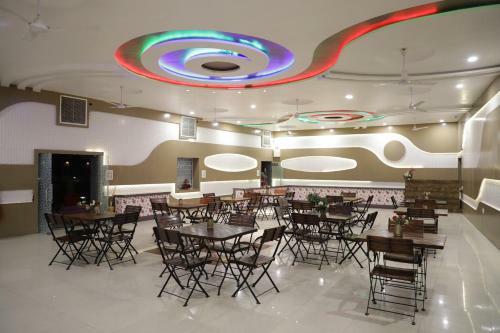 Hotel Shivam Palace & Resort