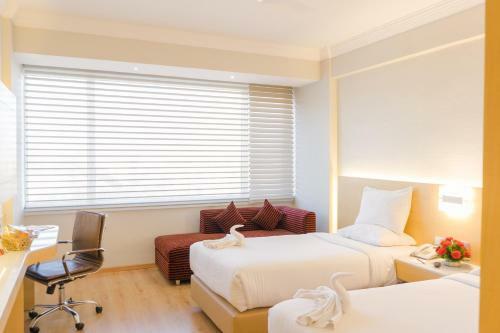 Hotel Gemini Continental, Hazratganj