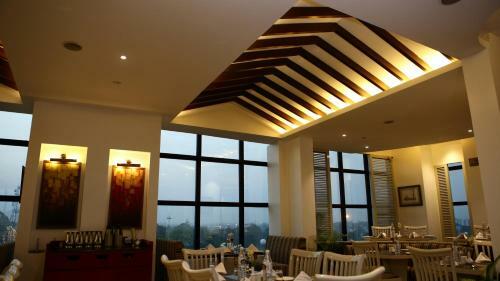 Hotel Gemini Continental, Hazratganj