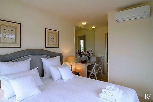 Porto Cheli Villa Sleeps 6 Pool Air Con