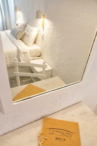 Hotel Artemis Suites