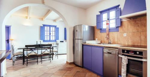 Villa Aegagros Caldera Houses