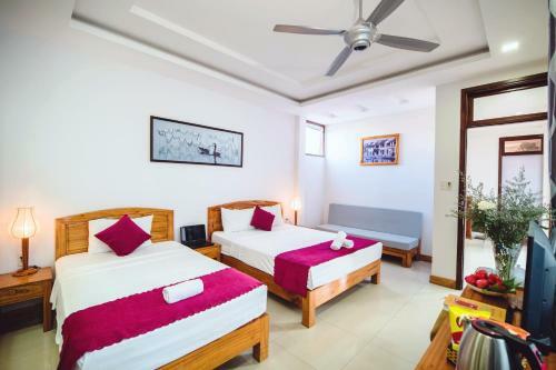 Riverside Plum Garden Homestay