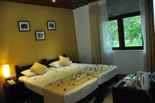 Hotel The Lakeside At Nuwarawewa