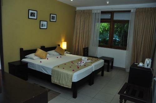 Hotel The Lakeside At Nuwarawewa