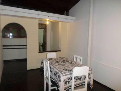 Hostal Travelers Holiday Resort