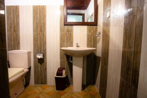 Hotel Water Edge Arugambay