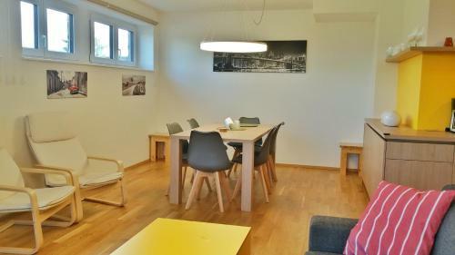 Fastenberg Apartments - Ski In/ski Out