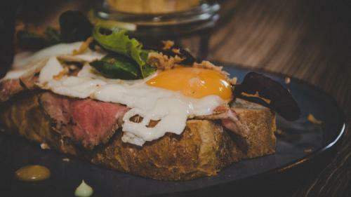 Bed & Breakfast Cafe-restaurant Leo
