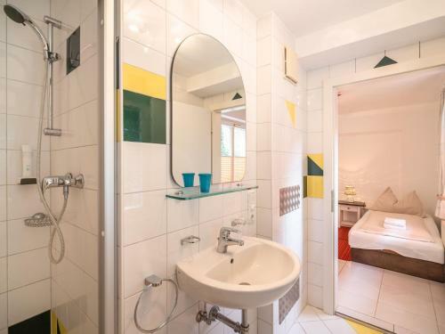 Splendid Apartment In Zell Am See With Garden