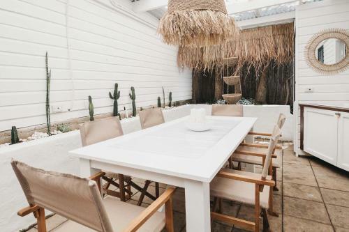 Collective Retreat - Charming Holiday Escape