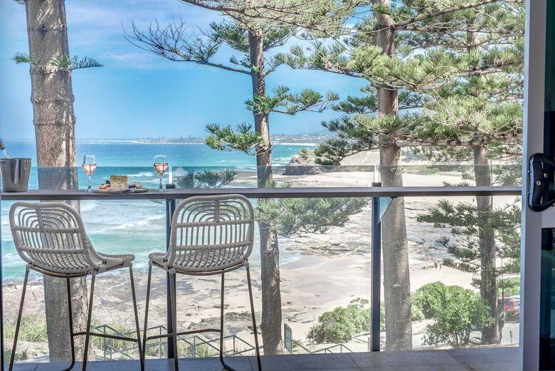 Hotel Headlands Austinmer Beach