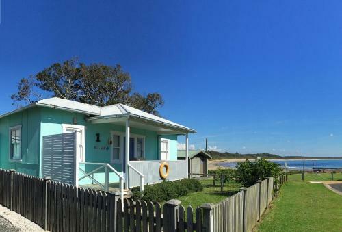 Aurora Beachfront Cottage