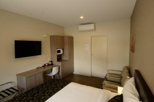 Motel 105 On The Park