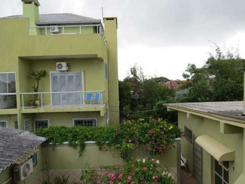Hostal Residencial E Pousada 663