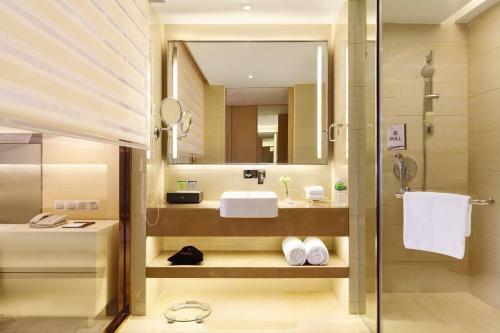 Hotel Ramada By Wyndham Enping