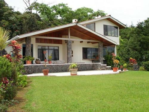 Arenal Springs Villas By The Lake