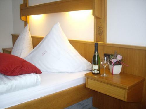 Hotel Winzerhof Brachtendorf