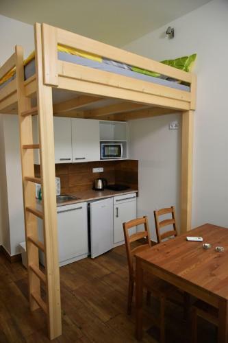 Hostal Penzion U Huj?�k?