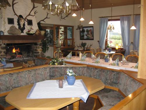 Hostal Hotel Wildenburger Hof
