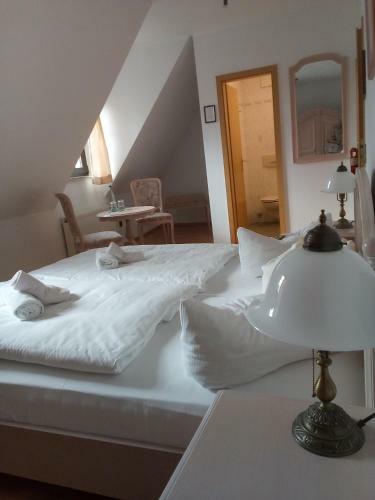 Hostal Hotel Pension Geiseltal- See M�cheln