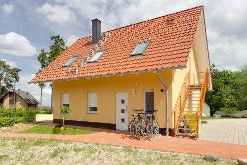 Hostal Hotel Garni Landhausperle An Der M�ritz