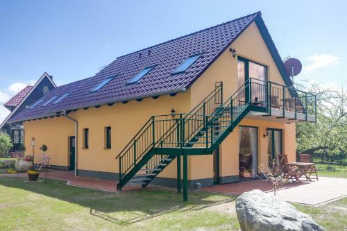 Hostal Hotel Garni Landhausperle An Der M�ritz
