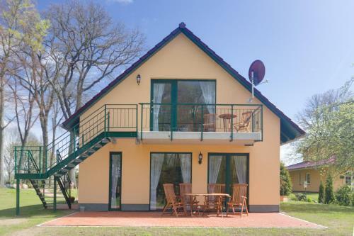 Hostal Hotel Garni Landhausperle An Der M�ritz