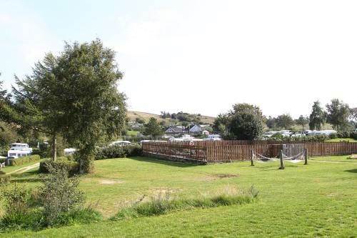 Hjarb�k Fjord Camping & Cottages