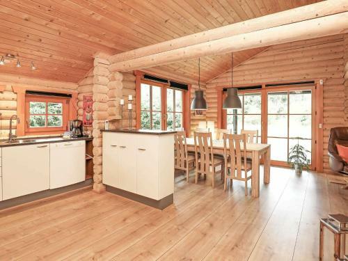 Holiday Home L�gst�r V