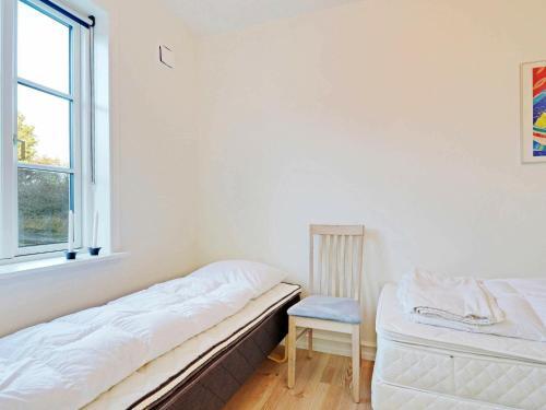 Five-bedroom Holiday Home In Oksb�l 3