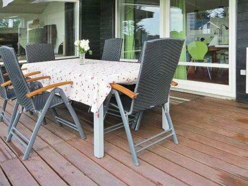 Three-bedroom Holiday Home In Sp�ttrup 11