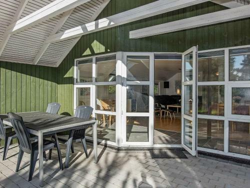Holiday Home N�rre Nebel V